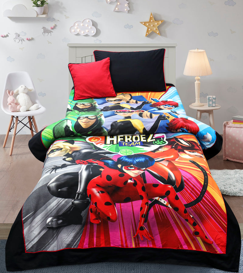 Clearance Cartoon Character Bed Sheet - Super HEROEZ TEAM