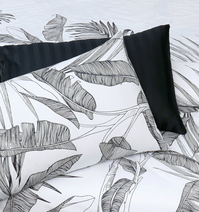 4 Pillow Digital Cotton Satin Bed Sheet - Grey trails