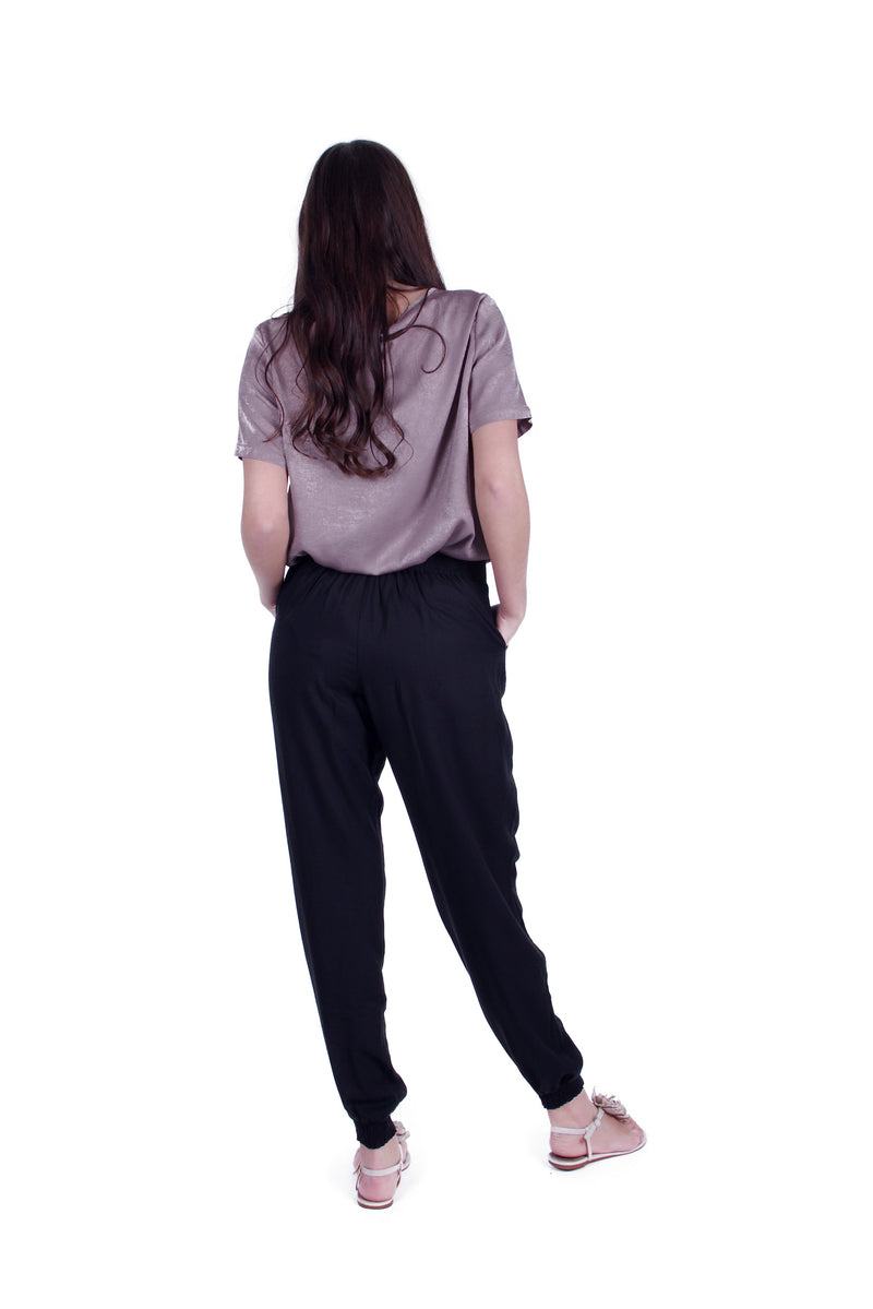 Cropped Distressed Trouser with Pocket - Black